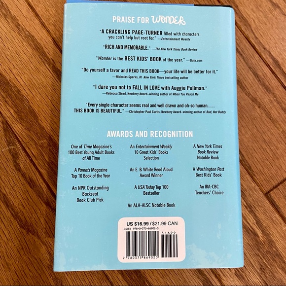 Wonder by R. J. Palacio - set of 2 books - Picture 2 of 5